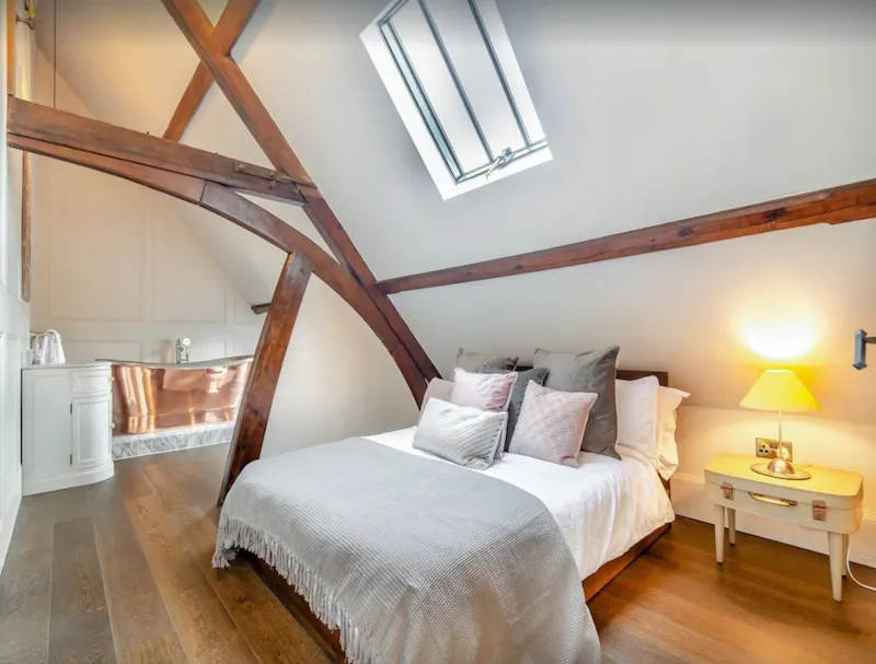 Bedroom at Leeming converted church, B2015 (photo 24)