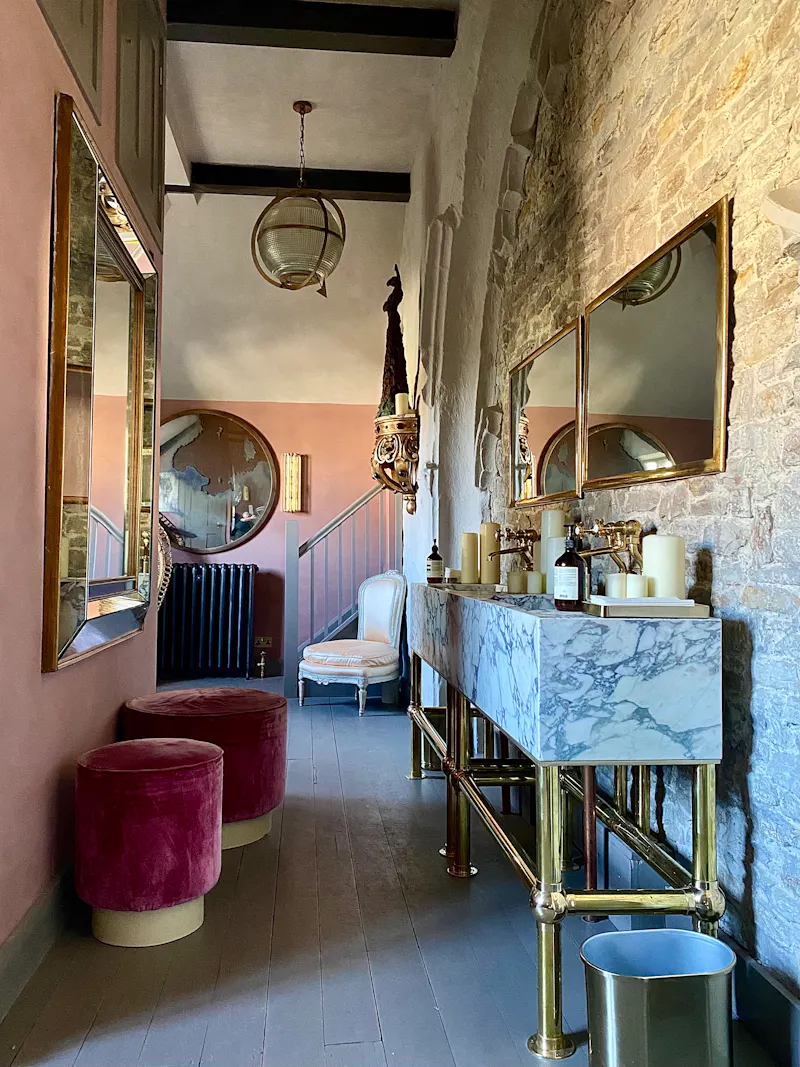 Exposed brick at Converted monastery in Rye, CH105 (photo 3)