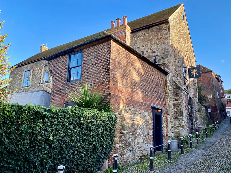 Converted monastery in Rye, CH105 (photo 1)