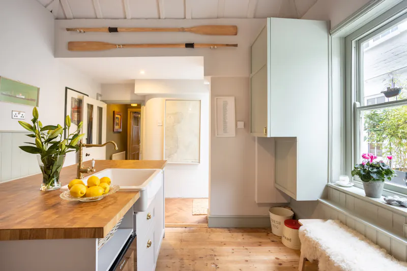 Kitchen at Deal beachfront house, A1598 (photo 7)