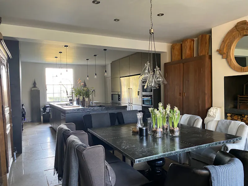 Dining room at Ashington country house, A1206 (photo 16)