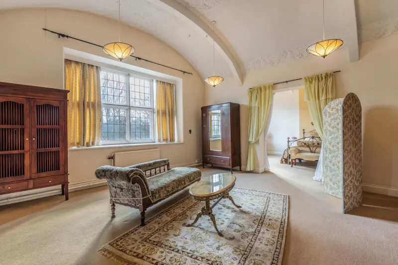 Bedroom at Vacant Huddersfield mansion , B2016 (photo 21)
