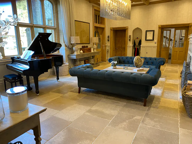 Taunton Manor House, H1019 (photo 5)
