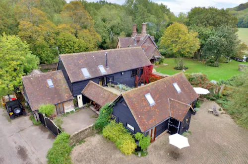Hassocks converted barn, A1605