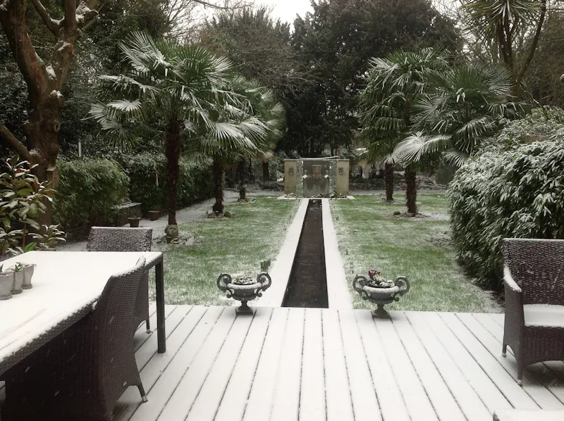 Contemporary Ealing house, B1296 (photo 26)