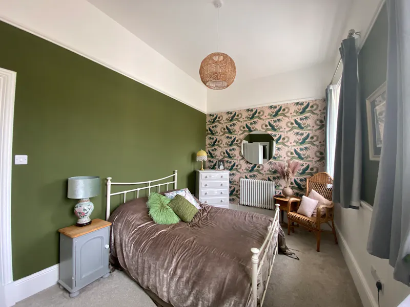 Bedroom at St Leonards-on-Sea townhouse, A1606 (photo 27)