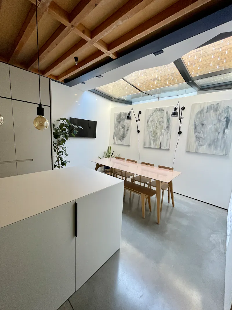 Striking Haggerston house, K485 (photo 23)