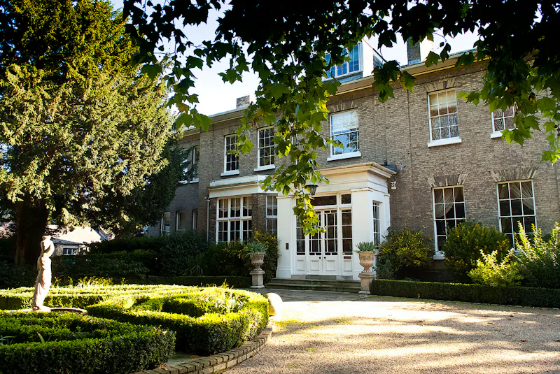 Driveway at Chelmsford Manor House, A1609 (photo 31)