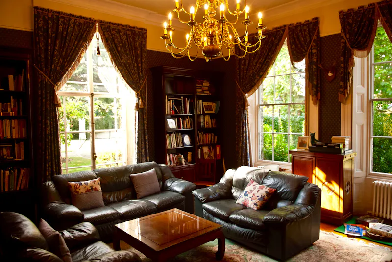 Living Room at Chelmsford Manor House, A1609 (photo 2)