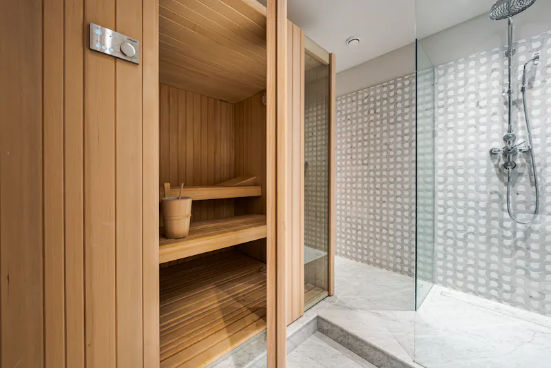 Shower at Dunsfold renovated farmhouse , C938 (photo 44)