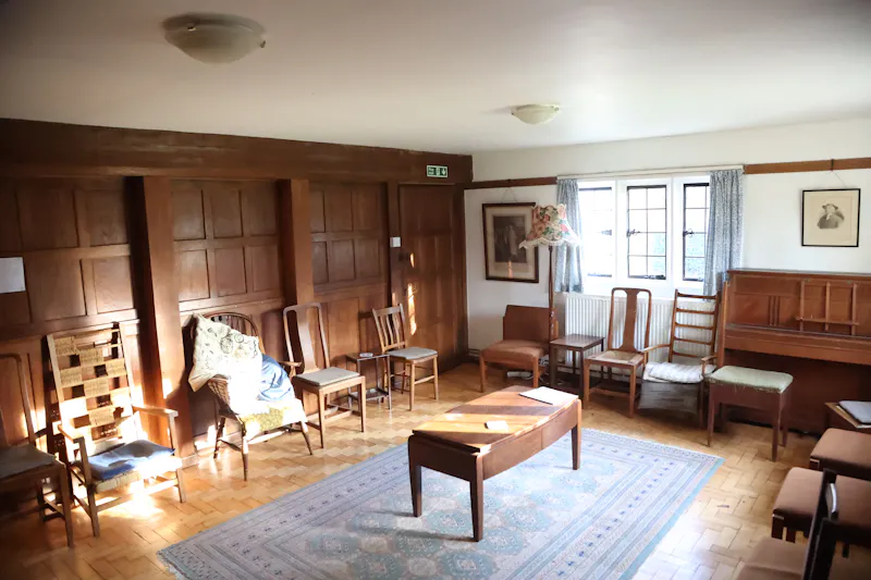 Living Room at Arts & Crafts house Letchworth, E521 (photo 2)