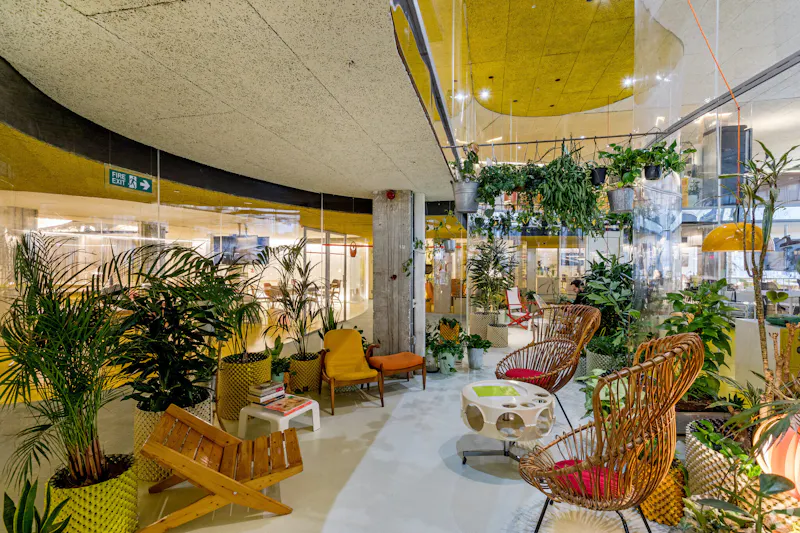 Space Age Spitalfields Office, T178 (photo 10)