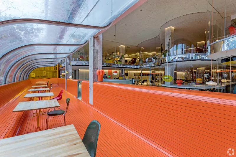 Space Age Spitalfields Office, T178 (photo 3)