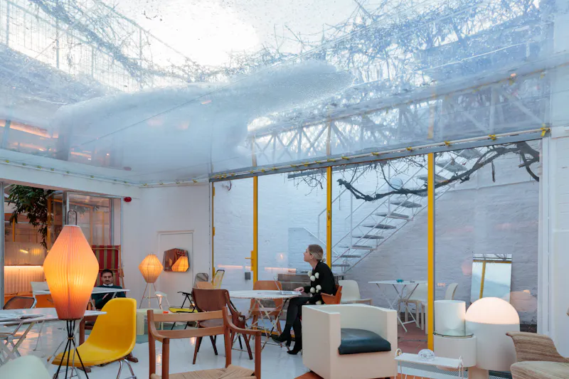 Space Age Holland Park Office, T183 (photo 10)
