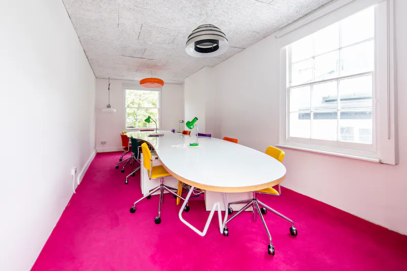 Boardroom at Space Age Holland Park Office, T183 (photo 22)