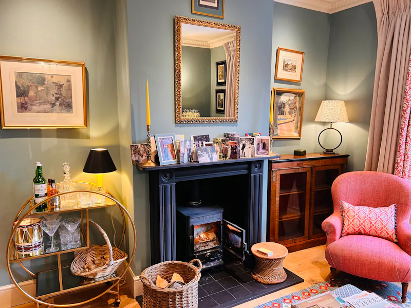Fireplace at Georgian townhouse Wandsworth, A1613 (photo 4)
