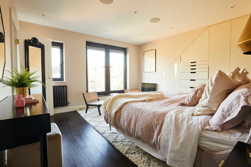 Quirky rustic Hampstead home, E522 (photo 21)