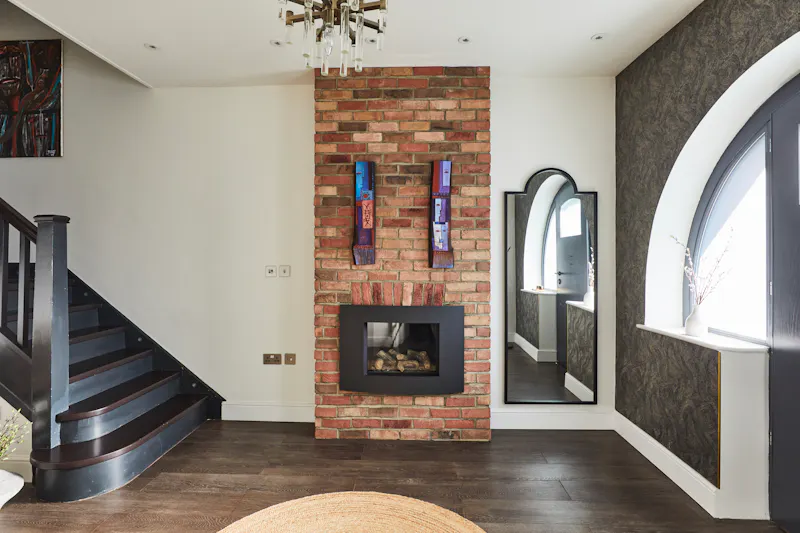 Quirky rustic Hampstead home, E522 (photo 32)