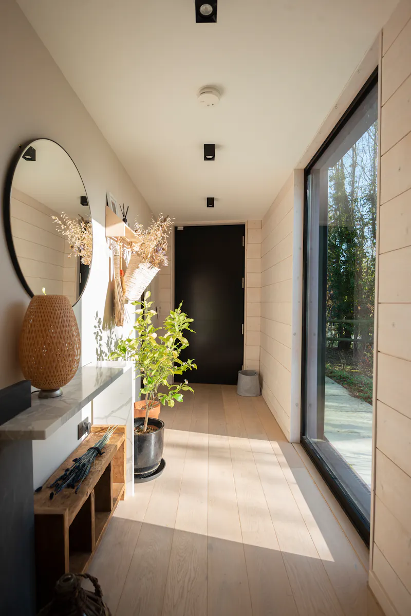 Corridor at Scandi Barn near Chelmsford, D2734 (photo 8)