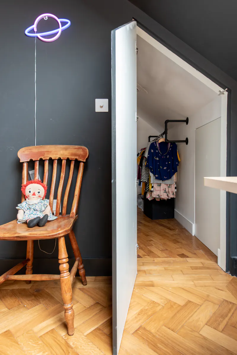 Dark & modern Walthamstow home, E519 (photo 29)