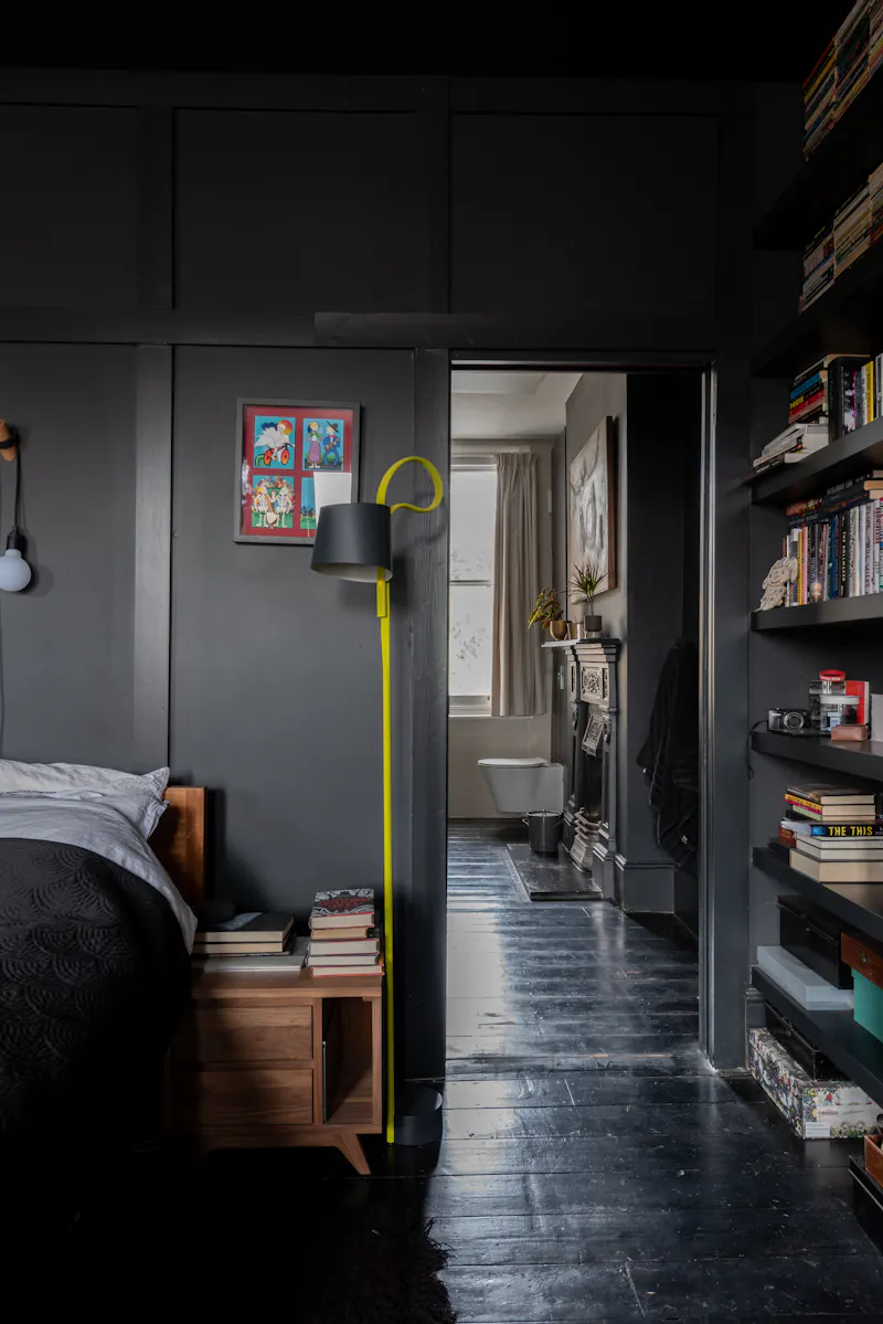 Dark & modern Walthamstow home, E519 (photo 25)