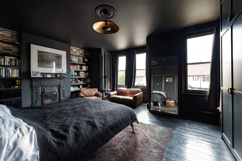 Dark & modern Walthamstow home, E519 (photo 23)