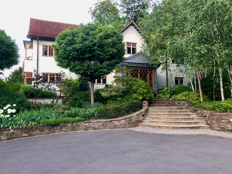 Driveway at Magical Marlow River House, E516 (photo 43)