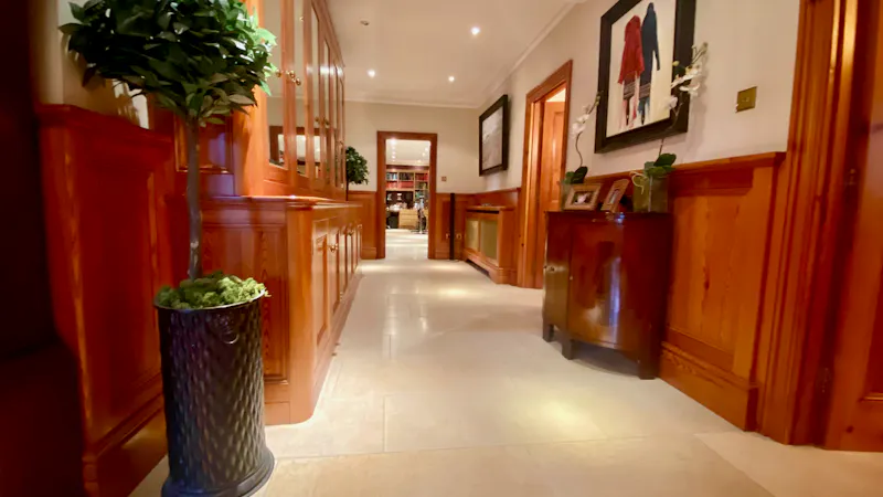 Corridor at Magical Marlow River House, E516 (photo 5)