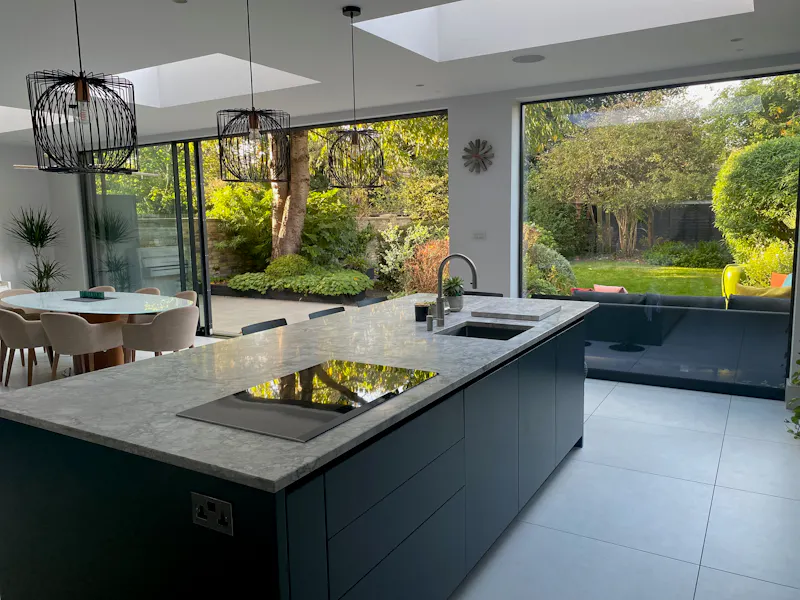 Double-fronted Wandsworth home, B2108 (photo 3)