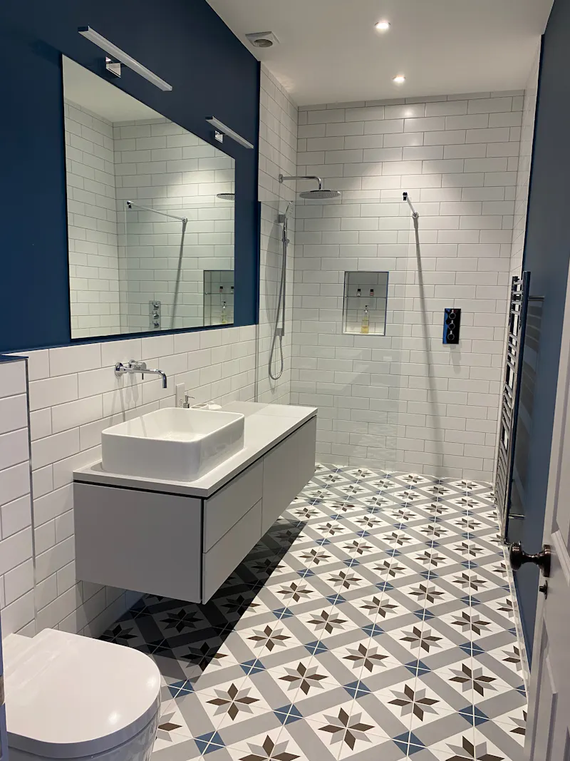 Bathroom at Double-fronted Wandsworth home, B2108 (photo 16)