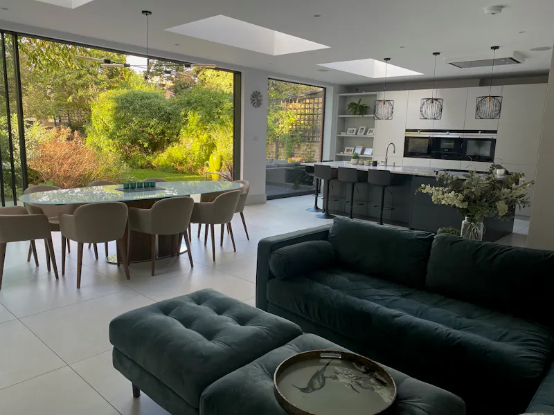 Double-fronted Wandsworth home, B2108 (photo 5)