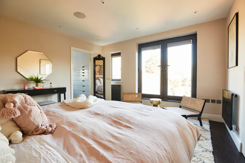 Quirky rustic Hampstead home, E522 (photo 22)