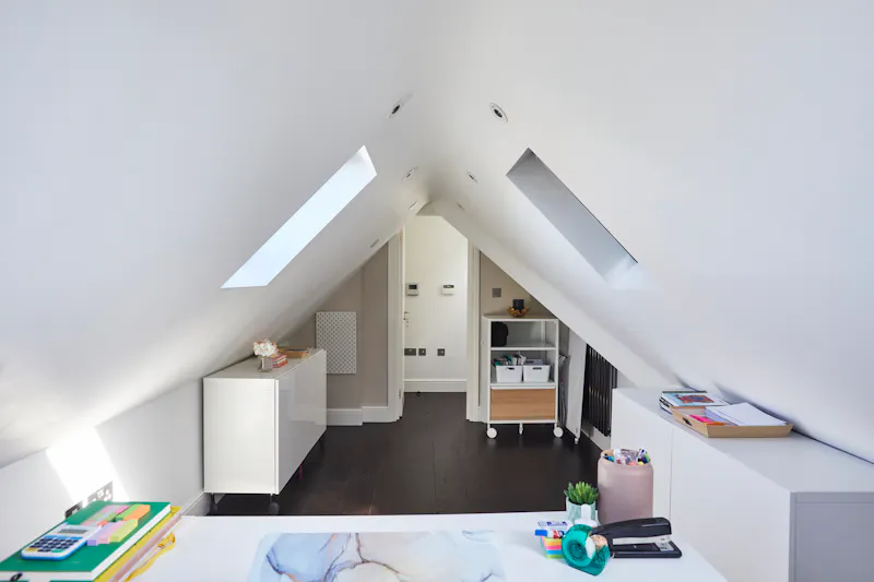 Quirky rustic Hampstead home, E522 (photo 29)