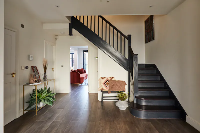 Entrance hall at Quirky rustic Hampstead home, E522 (photo 2)