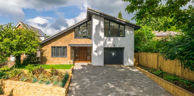 Waverley Architectural Bungalow, D2717 (photo 1)
