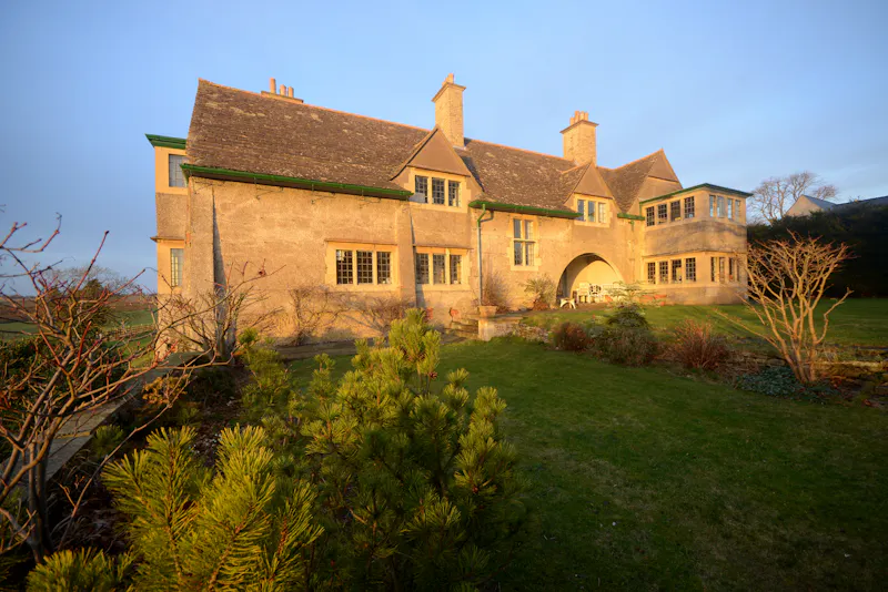 Garden at Voysey house near Peterborough, E515 (photo 30)