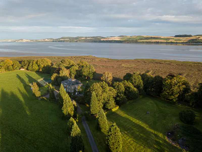 Listed home on the River Tay, A1288 (photo 35)