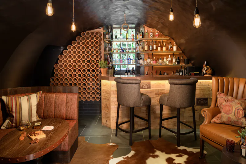 Bar at Contemporary Edinburgh Mansion, M316 (photo 40)