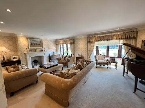 Family home near Brentwood, D2130