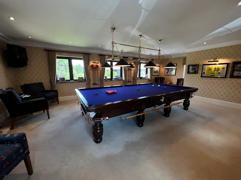 Family home near Brentwood, D2130 (photo 42)
