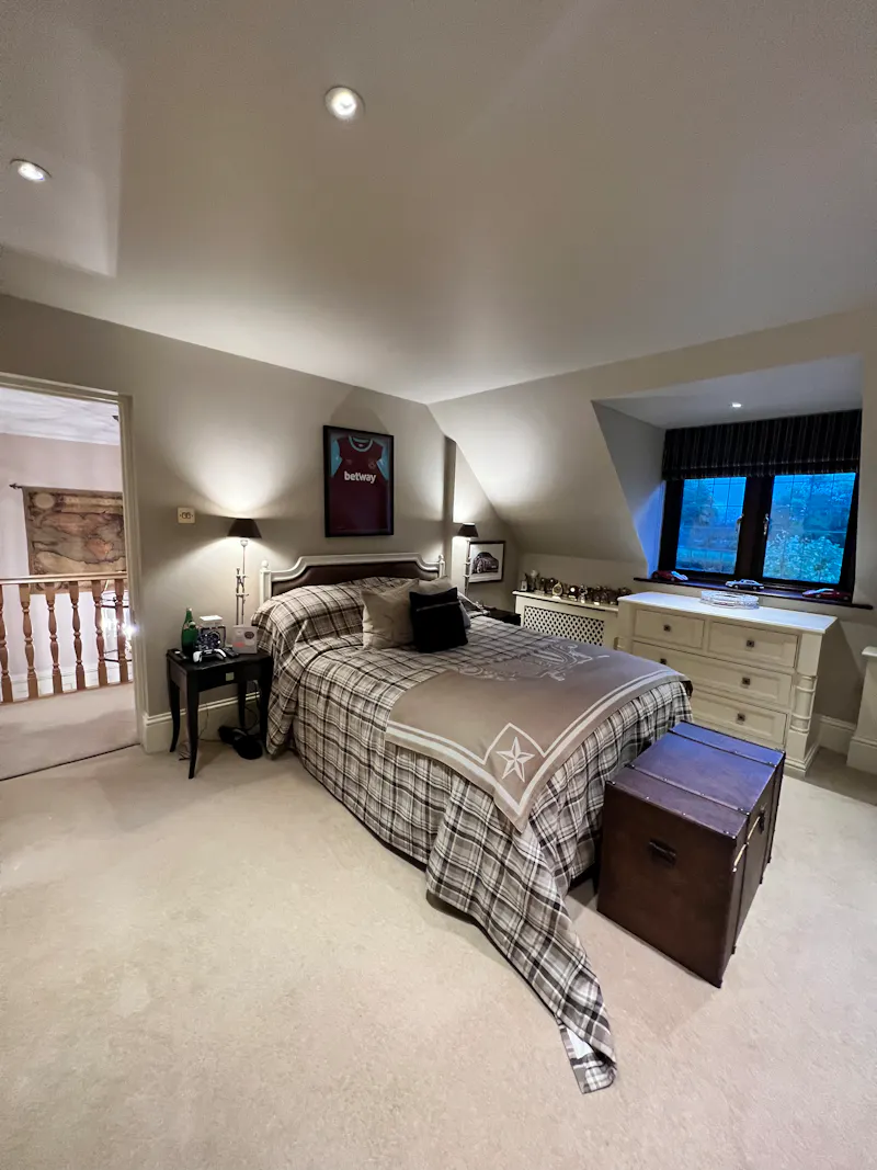 Family home near Brentwood, D2130 (photo 21)