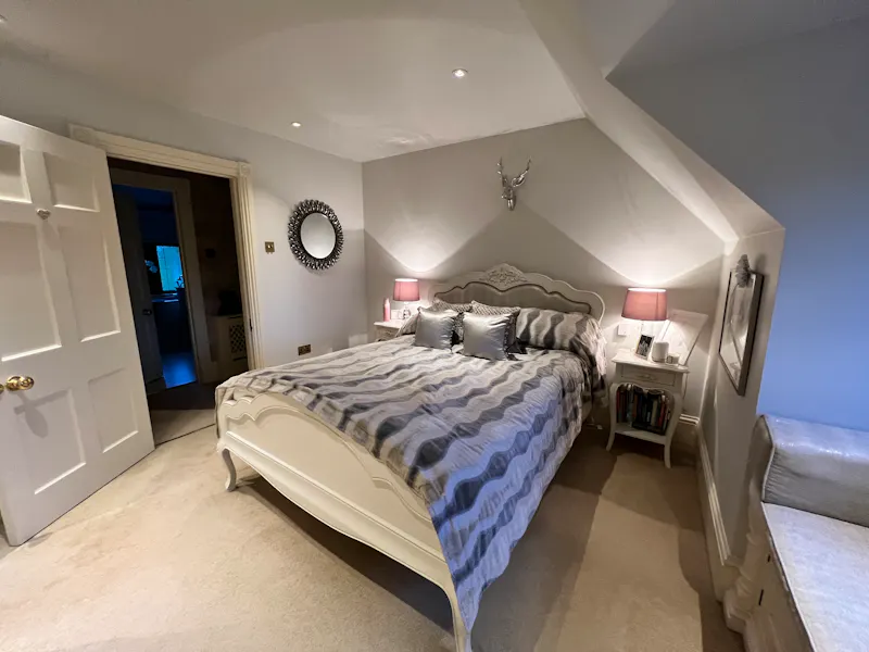 Family home near Brentwood, D2130 (photo 23)