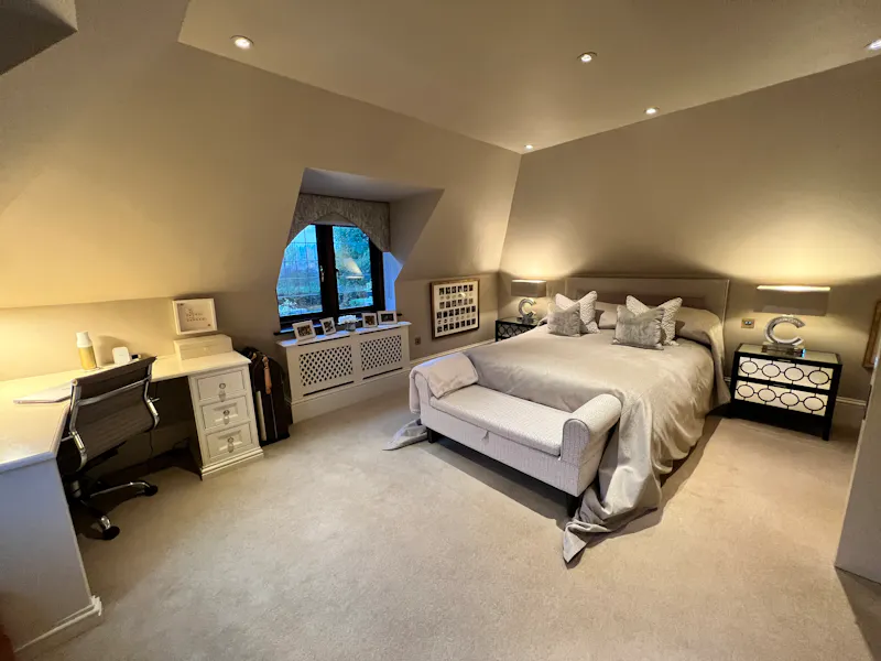 Family home near Brentwood, D2130 (photo 17)