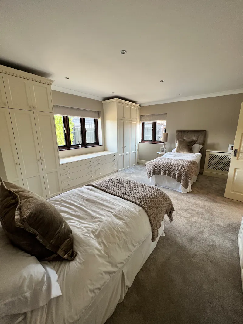 Family home near Brentwood, D2130 (photo 34)