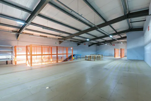 Drive-in Wembley studio , N541