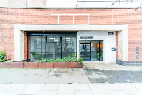 Clapton Studio & Club, N189