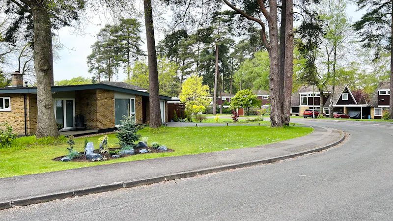 American bungalow Crowthorne, D2505 (photo 48)