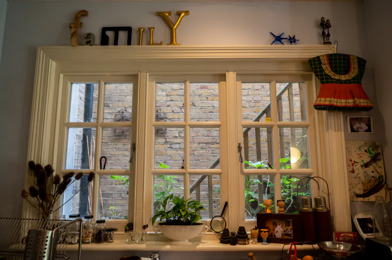 Quirky Brockley Terrace, B2021 (photo 30)
