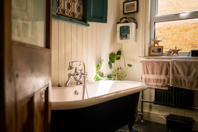 Bathroom at Quirky Brockley Terrace, B2021 (photo 52)