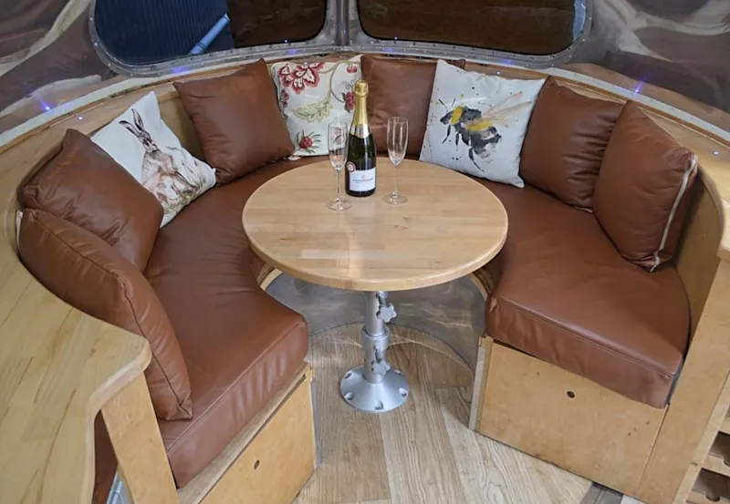 1940's Airstream, Q155 (photo 6)